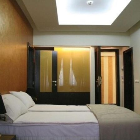 Hotel Hercegovina Ilidža Bagian luar foto